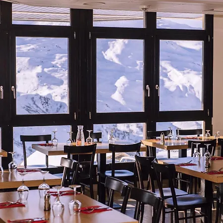 호텔 Villages Clubs Du Soleil - Les Menuires 3*
